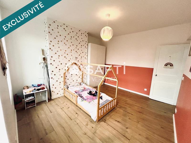 Maison - 178 m² - 9 pièces