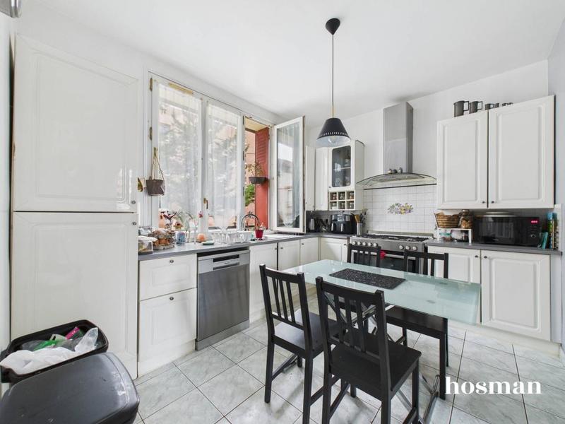 Maison - 140 m² - 6 pièces