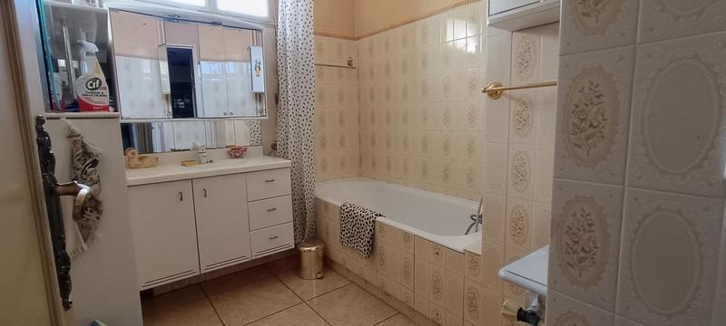 Appartement - 103 m² - 5 pièces