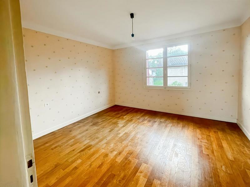 Maison - 135 m² - 6 pièces