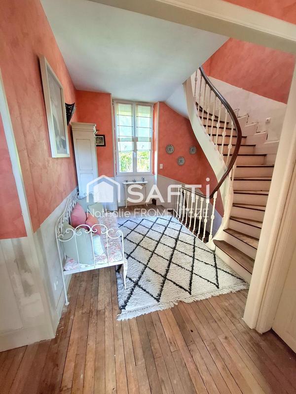 Maison - 191 m² - 10 pièces