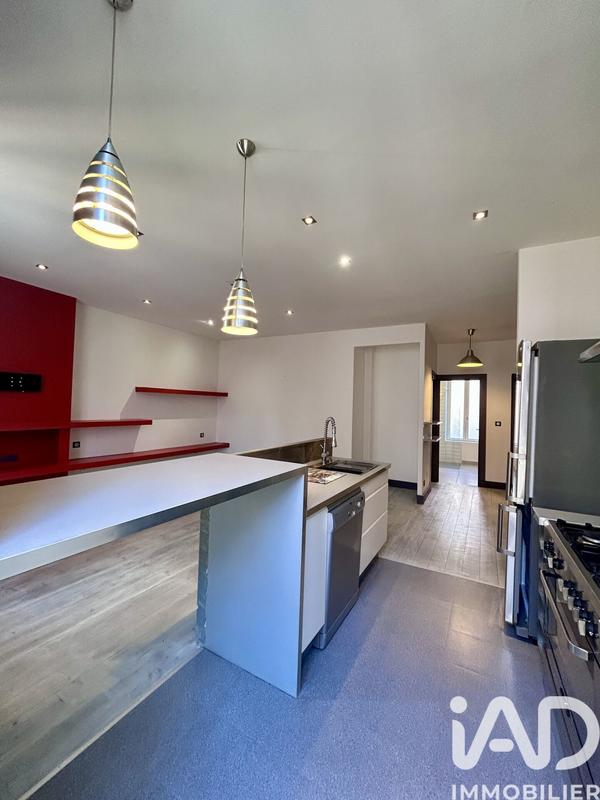 Appartement - 80 m² - 4 pièces