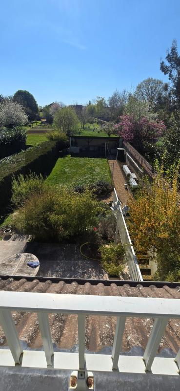 Propriété - 250 m² - 6 pièces