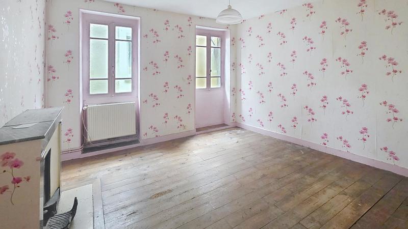 Maison - 90 m² - 5 pièces