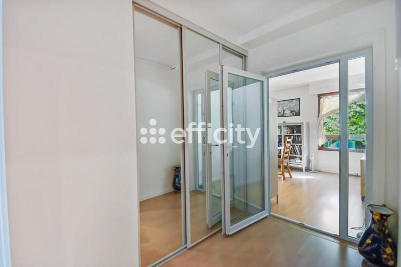 Appartement - 49 m² - 2 pièces