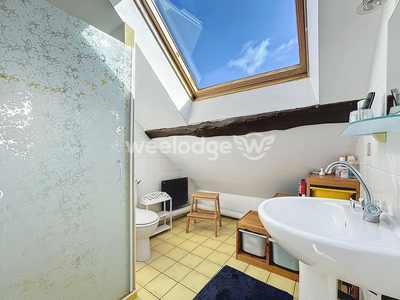 Maison - 143 m² - 8 pièces