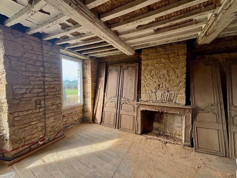 Maison - 250 m² - 9 pièces