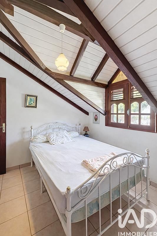 Maison - 174 m² - 8 pièces