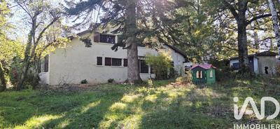 Maison - 155 m² - 6 pièces