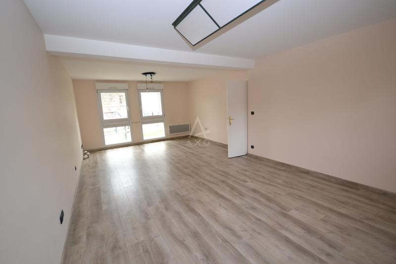 Bureau - 114 m² - 4 pièces