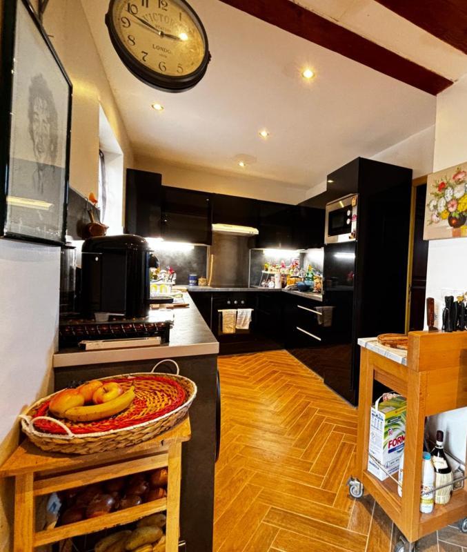 Demeure - 110 m² - 4 pièces