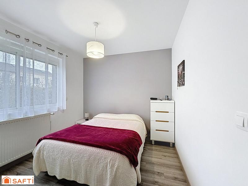 Maison - 90 m² - 6 pièces