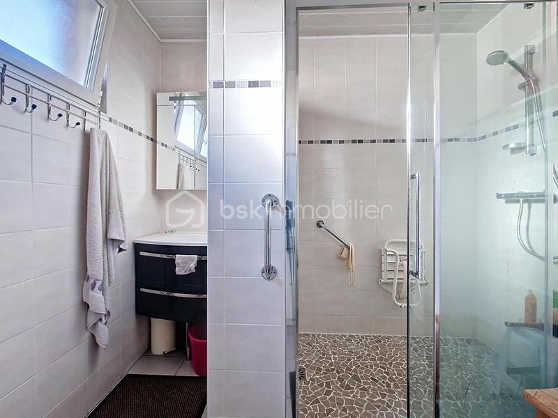 Maison - 140 m² - 7 pièces