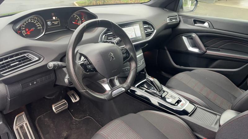 Peugeot 308 II 1.2 PureTech 130 Eat8 Gt-Line - Automatique