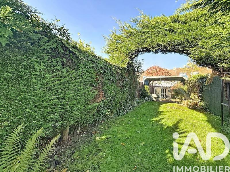 Maison de ville - 85 m² - 4 pièces