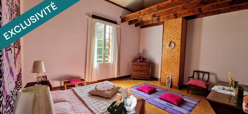 Maison - 210 m² - 6 pièces