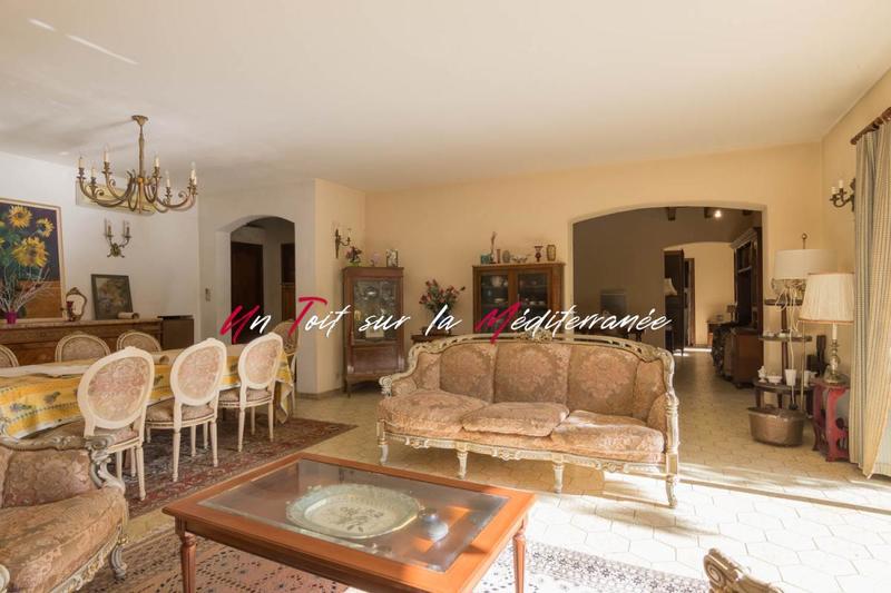 Maison - 147 m² - 5 pièces