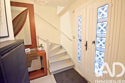 Maison - 163 m² - 8 pièces