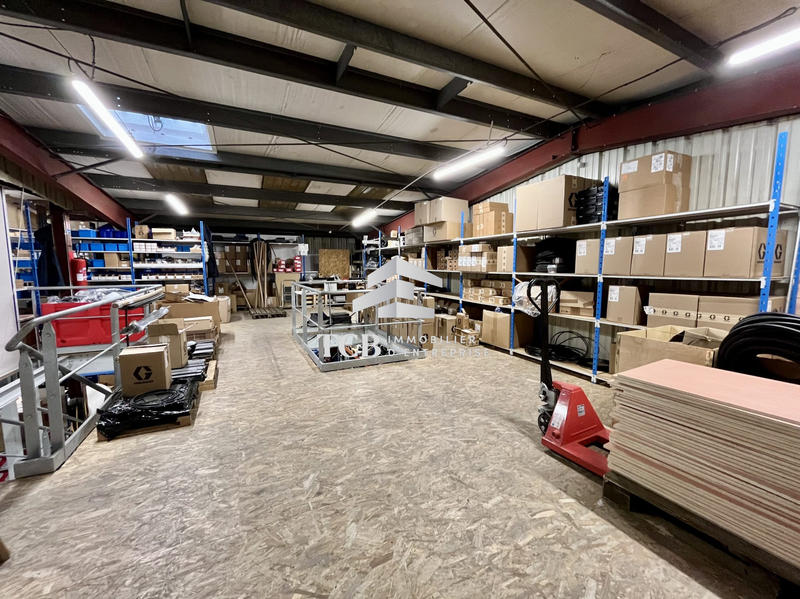 Local d'activités - 2 358 m²
