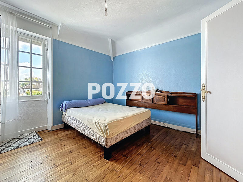 Maison - 177 m² - 8 pièces