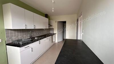 Appartement - 96 m² - 4 pièces