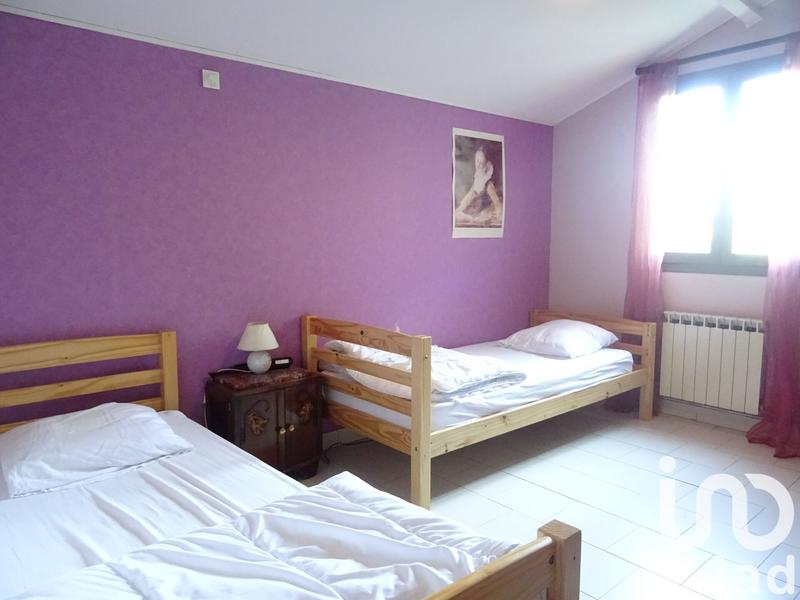 Maison - 180 m² - 7 pièces