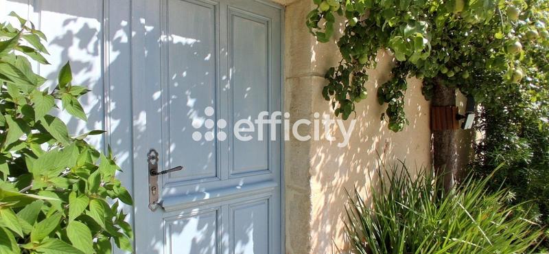 Propriété - 205 m² - 6 pièces