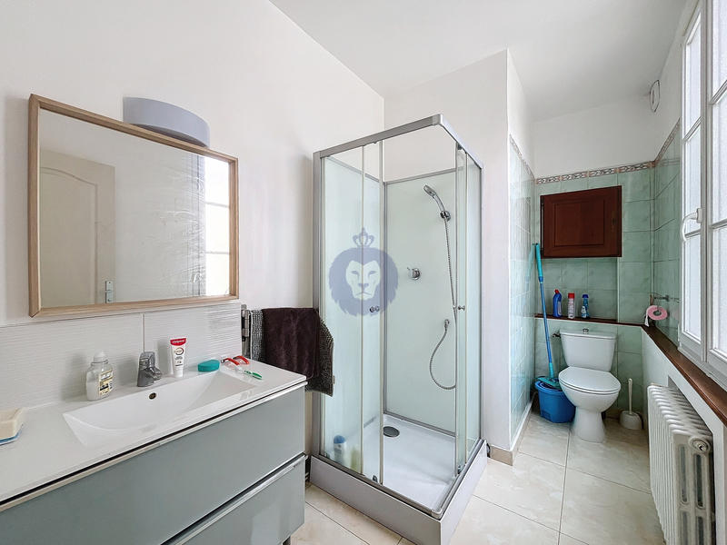 Maison - 140 m² - 7 pièces