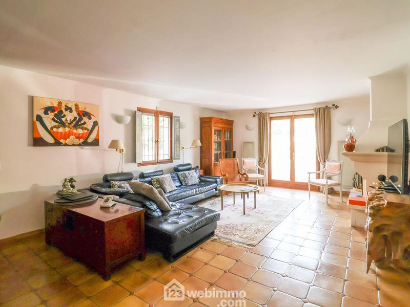 Villa - 166 m² - 5 pièces