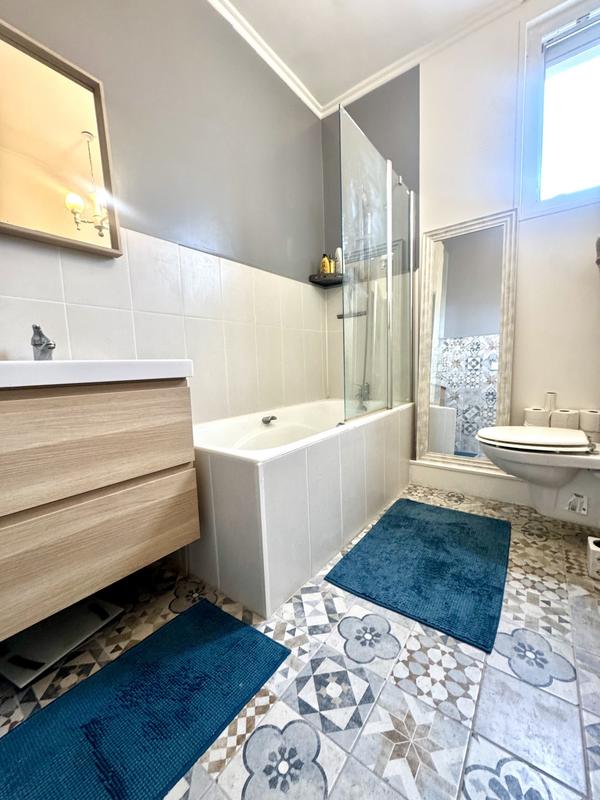 Maison - 100 m² - 4 pièces