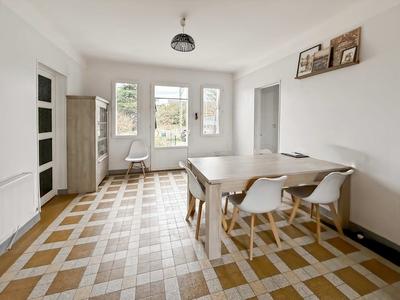 Pavillon - 62 m² - 4 pièces