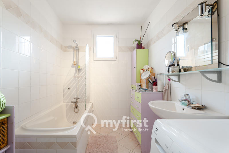 Maison - 100 m² - 5 pièces