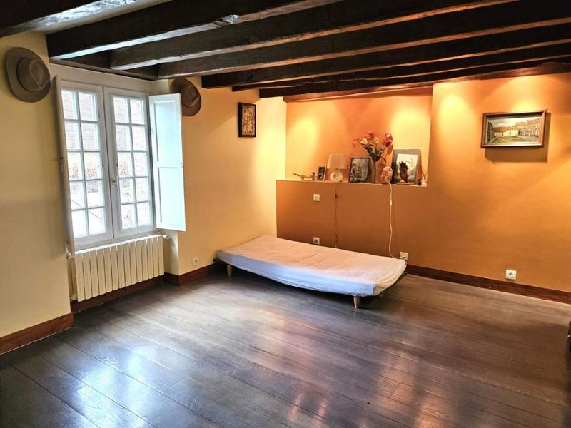 Propriété - 383 m² - 12 pièces