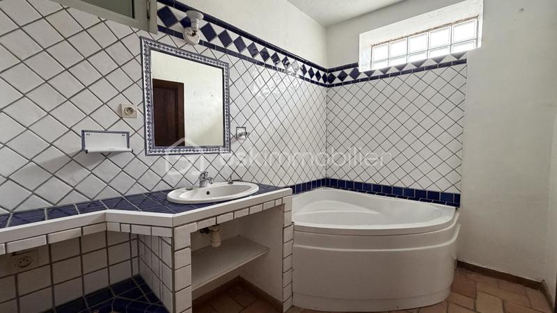 Maison de village - 90 m² - 3 pièces