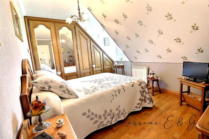 Maison - 100 m² - 6 pièces