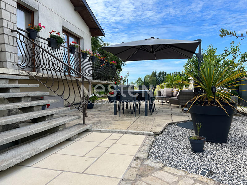 Maison - 158 m² - 9 pièces