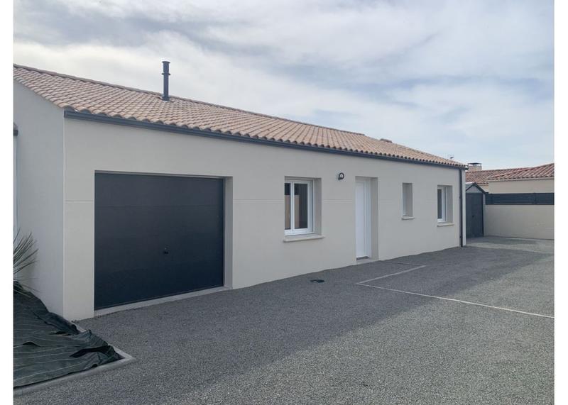 Maison - 92 m² - 4 pièces