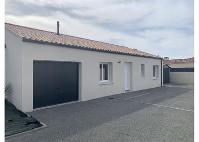 Maison - 92 m² - 4 pièces