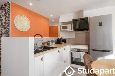 Chambre - 9 m² - 1 pièce