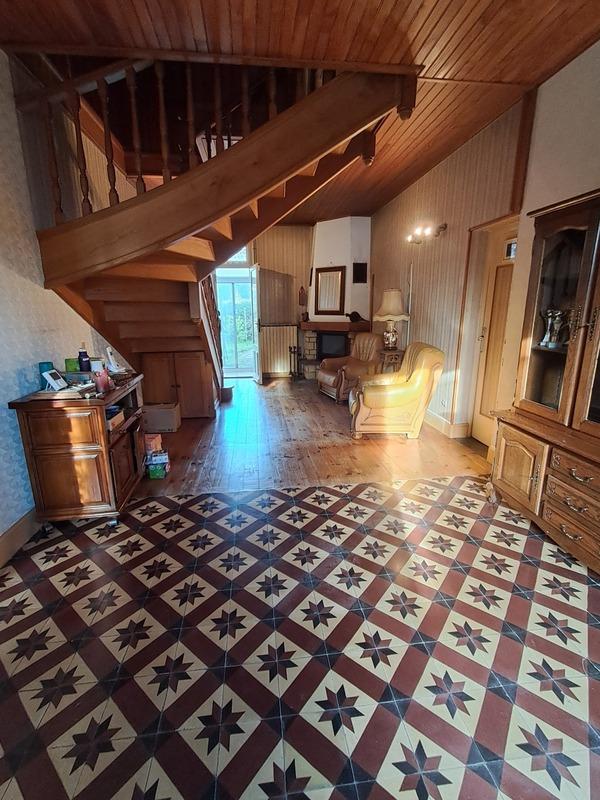 Maison - 97 m² - 4 pièces