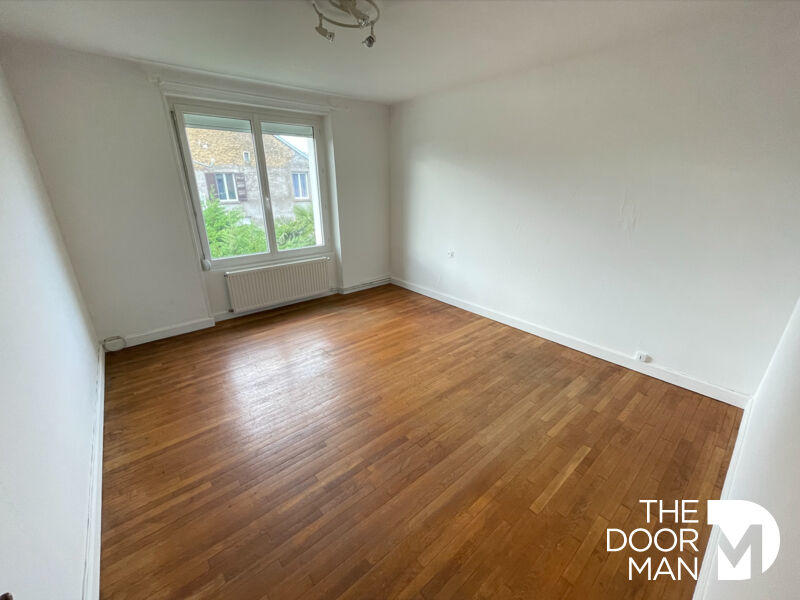 Maison - 186 m² - 6 pièces