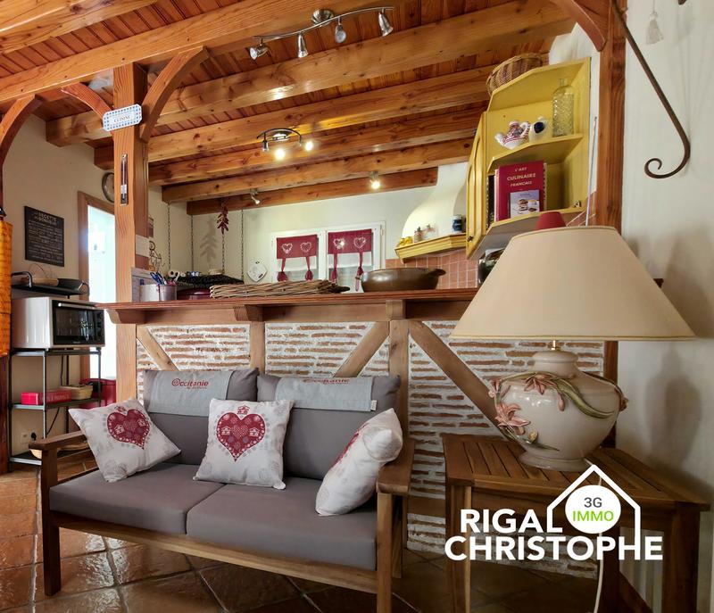 Maison - 200 m² - 9 pièces