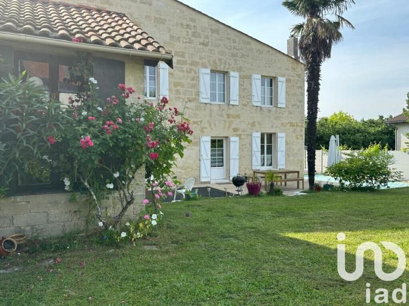 Maison - 197 m² - 6 pièces