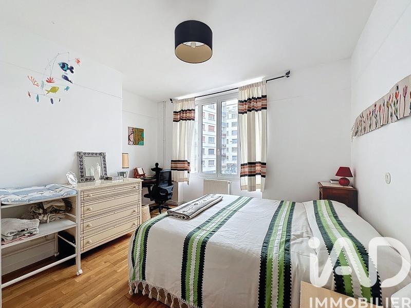 Appartement - 100 m² - 4 pièces