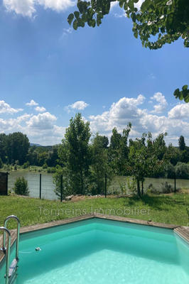 Maison - 111 m² - 7 pièces