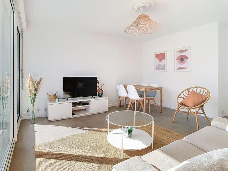 Appartement - 100 m² - 5 pièces