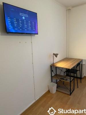 Chambre - 11 m² - 1 pièce