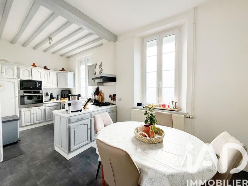 Maison de ville - 212 m² - 8 pièces