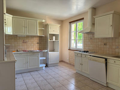 Maison - 154 m² - 8 pièces