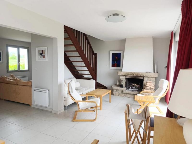 Maison - 95 m² - 5 pièces